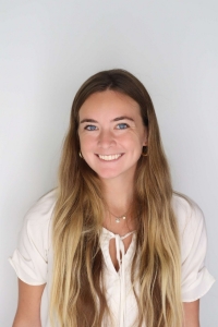 Headshot of Kit Schroder