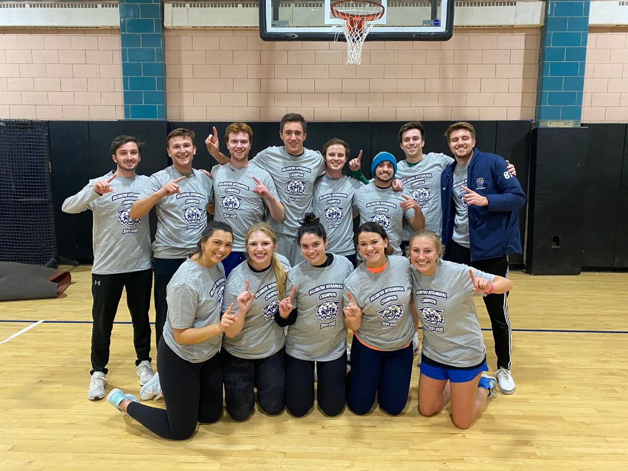 Students posing for dodgeball champion photo