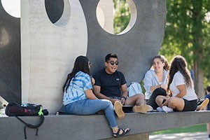 students-campus-sitting-oreo Students sitting at Oreo