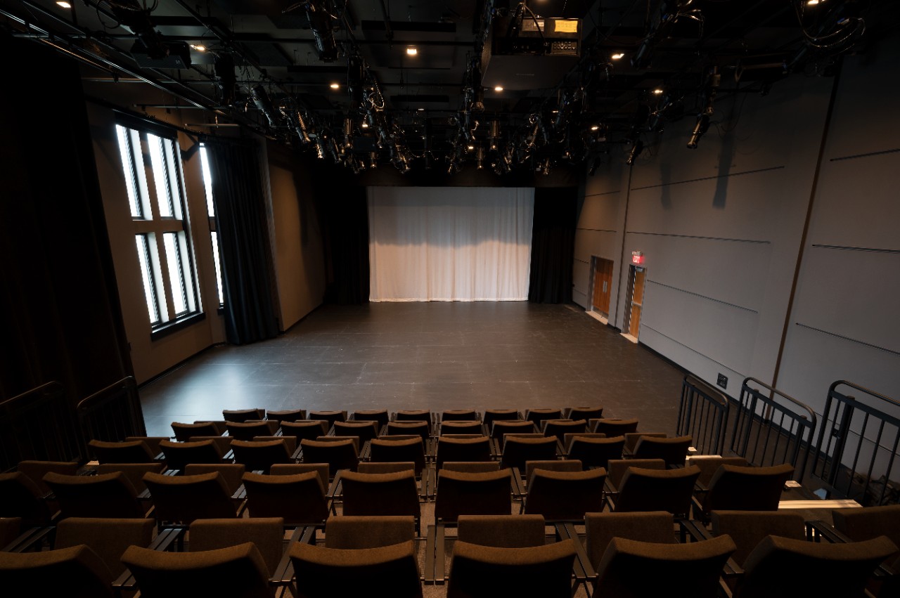 Smith Performance lab contains chairs with an empty space for practicing