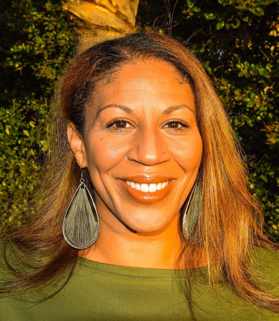 Dr. Dawn Bounds headshot