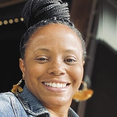 Ronell Smith headshot of Ronell Smith