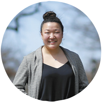 Headshot of Lauren Sum