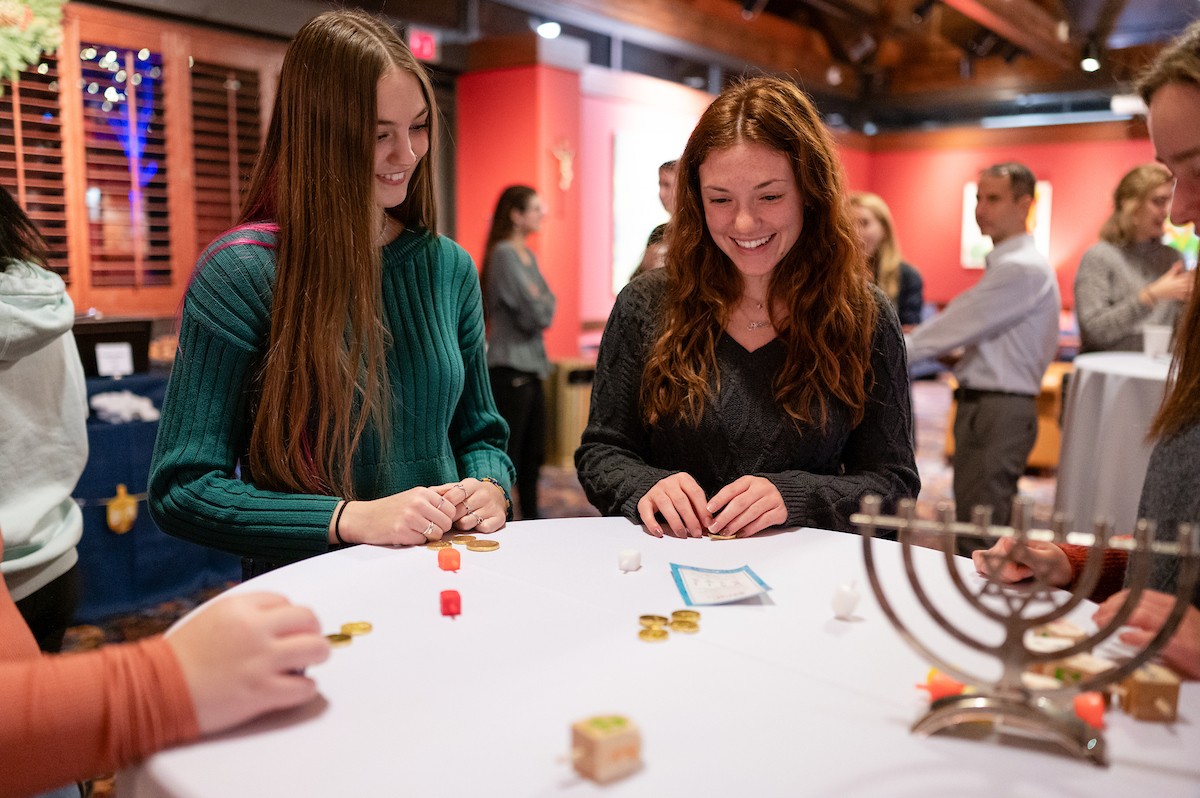 OMM387_20221208_0040 OMM387_20221208_0040