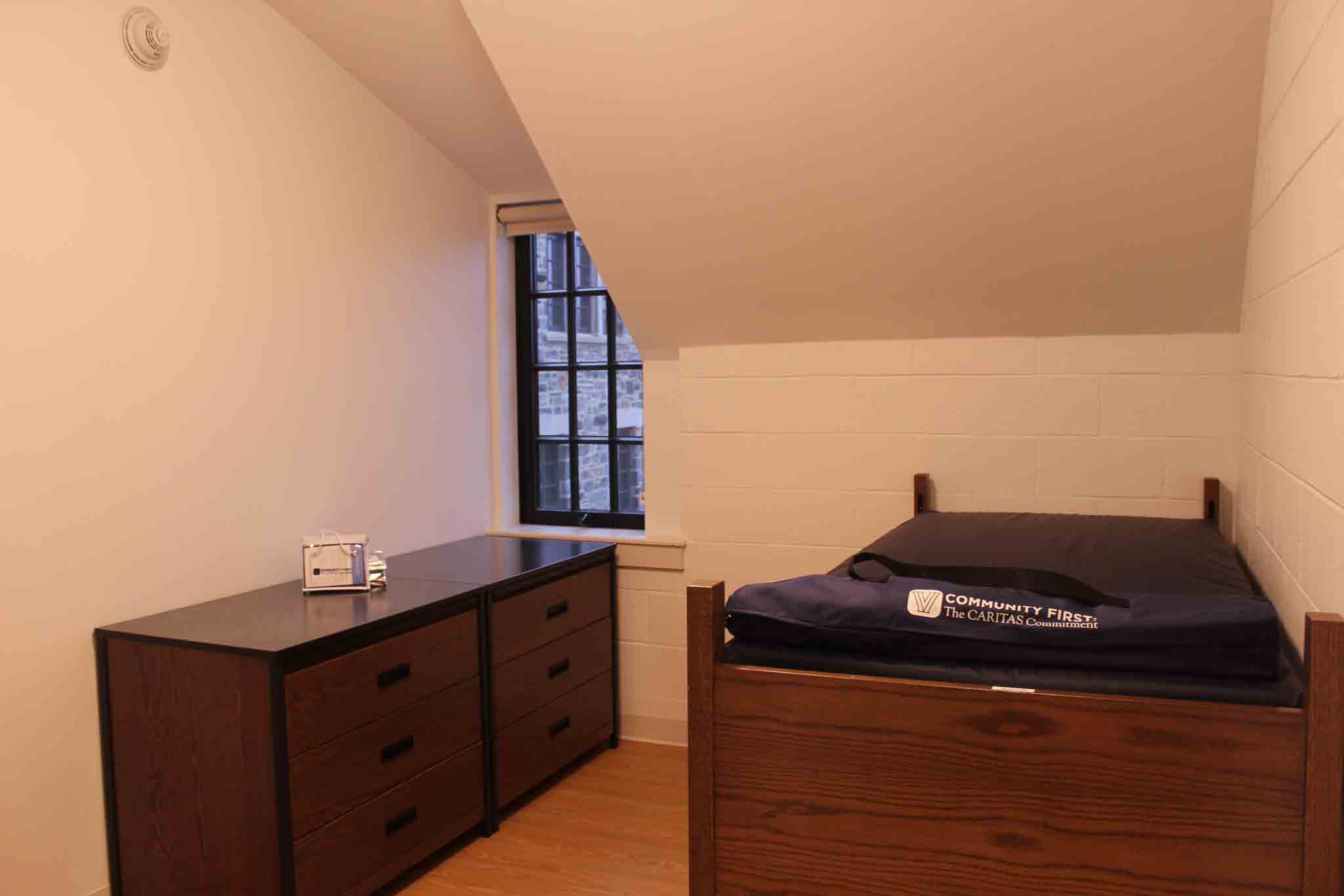 Sample photo of a room in The Commons Sample photo of a room in The Commons