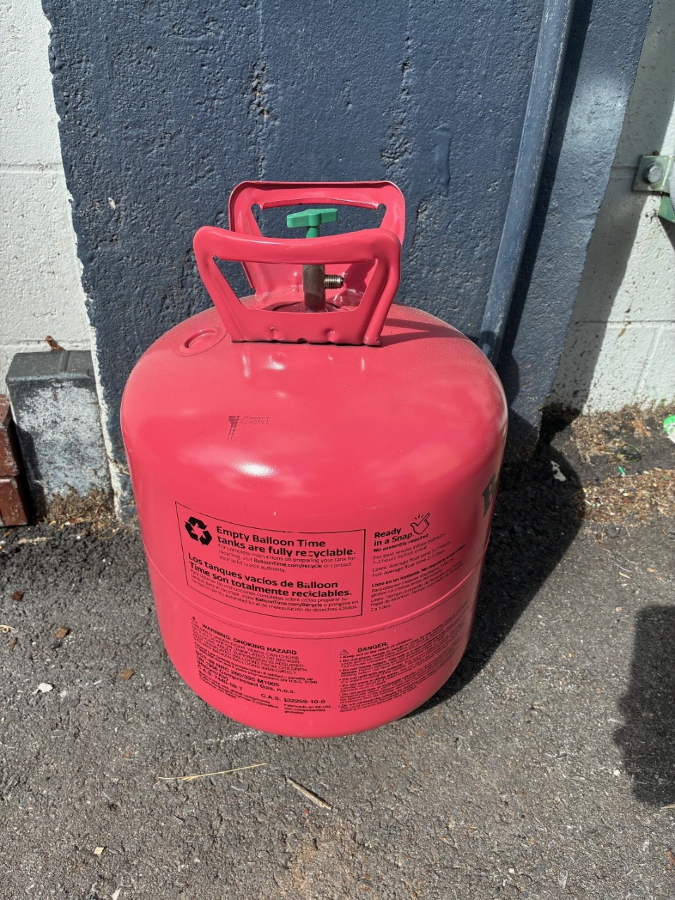 helium tank helium tank