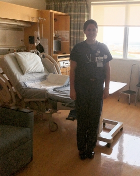 Ens. O'Neill in delivery room