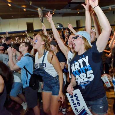 Villanova Room Game Watch
