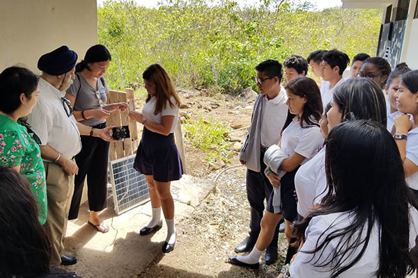 ecuador-teaching-students-solar-energy-villanova-engineering