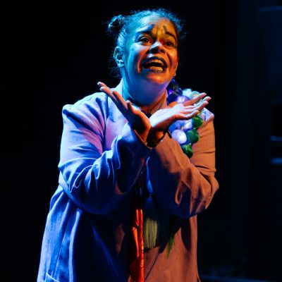Rachel O’Hanlon-Rodrigues ’17 MA performs at the Philadelphia Fringe Festival.