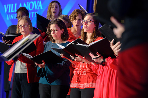 image of choir singing