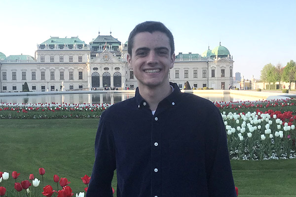 Bernard Zitzewitz ’21 CLAS